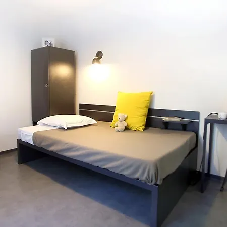 Apartmanhotel Suiteasy Le 124 *